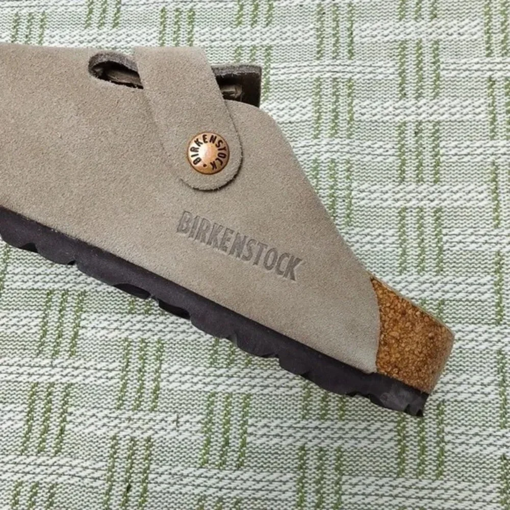 🎁Women's Birkenstock Boston Clogs - Taupe Suede, Narrow Fit